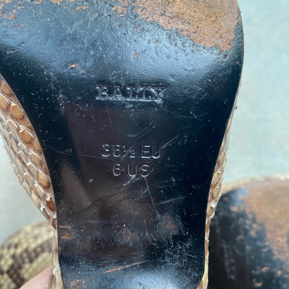 Bally Women's Tan and Brown Snakeskin Mules Vintage - Picture 7 of 7